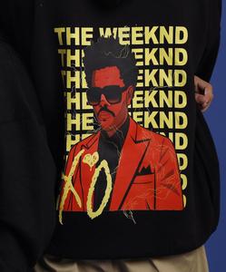 Sudadera con capucha con gráfico unisex, ajuste cómodo informal con estampados de personajes de moda, Sudadera con capucha de gran tamaño personalizada para hombres y mujeres - Product Image 2