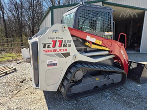 รถตักตีนตะขาบขนาดเล็ก Takeuchi TL11R3 ปี 2026 กำลัง 107 แรงม้า ระบบยกแบบเรเดียล  รถตักแบบสกิดสเตียร์  ขาย - Product Image 2