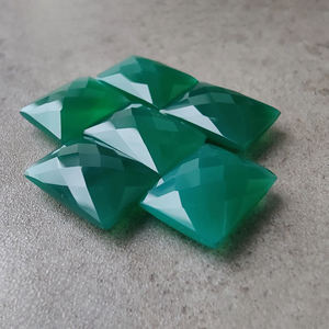 Onyx Vert Naturel Rectangle Coussin Forme Briolette Checker Cut Calibré AAA + Qualité Pierres Précieuses En Gros Toutes Les Tailles Disponibles - Product Image 3