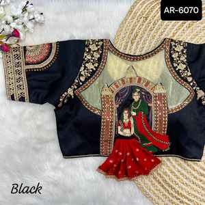 Vêtements de fête de créateurs de style indien Saree avec broderie Collections de chemisiers à bas prix avec broderie lourde et travail de séquence - Product Image 5