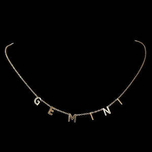 Collar con colgante fino del zodiaco Géminis - Product Image 1