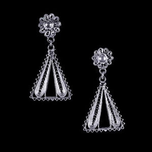 Pendientes de tuerca de moda de alta calidad más vendidos 'Math Is Fun-7 'Directo del proveedor indio Brillo brillante de alta calidad - Product Image 1