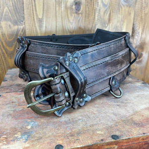 Ceinture Larp en cuir marron effet vieilli Accessoire de base Inspiré par The Witcher et Dungeon's and dragons - Product Image 1