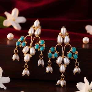 Pendientes Clásicos de Plata de Ley Chapados en Oro para Mujer, Joyería de Moda Hecha a Mano por Fabricante Indio para Exportación - Product Image 5