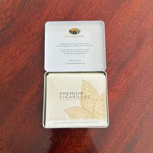 OEM Customizable <b>Metal</b> Tin <b>Can</b> Food Grade Empty Gift Box for Candies Chewing Gum Sugar Storage-Recyclable Features for Chocolate - Product Image 1