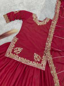 Hermoso Top - Lahengha Con Dupatta Pesado Con Bordado Y Lentejuelas De Trabajo - Product Image 3