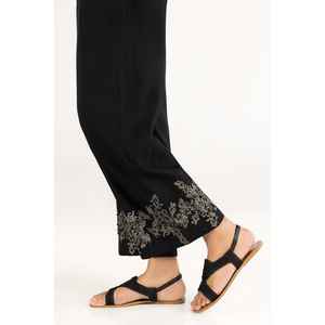 Pantalones Casuales Negros de Seda Cruda Talla XL, Cintura Alta, Pierna Ancha, con Bordado y Estampado en Crepé, Modelo TR-22-128 - Product Image 2