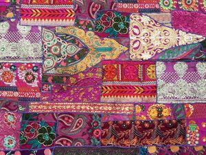 Patchwork indien fait de saris vintage pour décor mural hippie bohème, vente en gros - Product Image 5