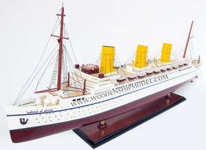 RMS EMMPRESS of BRITAIN WOODEN MODEL BOAT_ WOODEN HANDICRAFT MODEL - Product Image 4