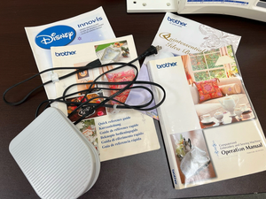 B-R-O-T-H-E-R Q-U-A-T-T-R-O NV6000D จักรเย็บผ้าเย็บปักถักร้อยและเครื่องนอน - Product Image 5