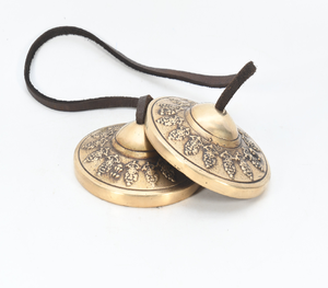 Cymbales tibétaines Tingsha: cloches de méditation en relief de symbole de bon augure, guérison sonore, instruments rituels bouddhistes en gros. - Product Image 1