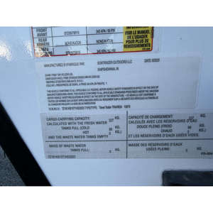 Mini Caravana de Aluminio Negra para Exteriores 2026, Remolque de Viaje para 2 Personas 10HD con Diseño de Adhesivos - Product Image 2