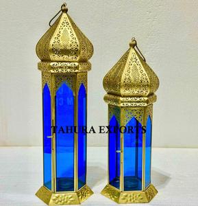 Farol Metálico Vintage con Acabado Antiguo, Detalles Delicados, Perfecto para Espacios Nostálgicos, Decoración para Ramadán, Hecho a Mano - Product Image 6