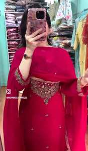 Trajes de moda india bordados a mano sin costuras de diseñador moderno para mujeres para fiestas de estilo tradicional - Product Image 3