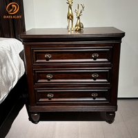 Villa de luxe Table de chevet vintage en bois massif Chambre à coucher classique personnalisable Ensemble de meubles royaux antiques Table de nuit design hôtelier