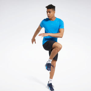 เสื้อยืดคอกลมสำหรับผู้ชายผ้าคอตตอนแบบสตรีทพร้อมโลโก้ตามสั่งรูปแบบสีทึบ100% มีบริการ OEM - Product Image 5