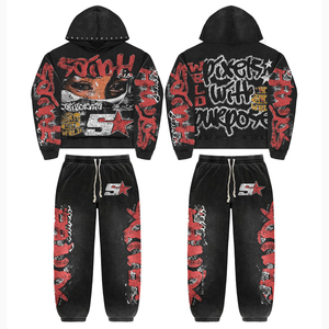 เสื้อฮู้ดดี้โลโก้แบบกำหนดเอง ปักลายแบบดิสเทรส พิมพ์ลายด้วยเทคนิค DTG และสกรีน ล้างสีแบบแอซิดวอช และทำสีซีดแบบซันเฟด ชุดแทรคสูทสำหรับผู้ชาย - Product Image 1