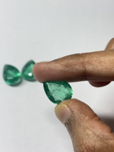 Esmeralda Colombiana Sintética Cultivada en Laboratorio, Corte Pera, Venta al por Mayor, Piedra Preciosa Suelta de Alta Calidad, de 3x5mm a 20x30mm - Product Image 3