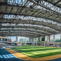 Structure de bâtiment sportif en acier fabriquée sur mesure pour le basketball, le badminton, le volley-ball et les activités multisports