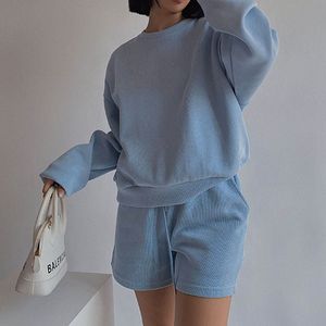 Ensemble de gymnastique brodé avec logo personnalisé pour femmes 100% coton pull à capuche short grande taille 2 pièces pull décontracté à capuche short été - Product Image 2