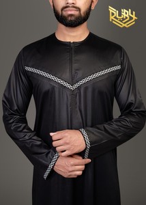 Derniers vêtements musulmans traditionnels de style arabe pour hommes en tissu doux et respirant Long Thobes XS Size by Exportators - Product Image 3