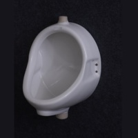 WC moderne en céramique à poser au sol avec siphon en P, désodorisation automatique et double chasse d'eau, WC de salle de bain WorldWave WWI Sanitaryware