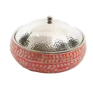 Chauffe-plats élégant découpé au laser avec pot en acier enduit de poudre brune et support plaqué or parfait pour la restauration buffet - Product Image 5