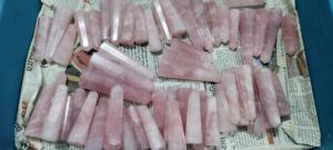 Feng Shui piedra Natural torres de cuarzo rosa cristal obelisco Torre punto varita rosa cuarzo cristales piedras preciosas varita curativa - Product Image 4