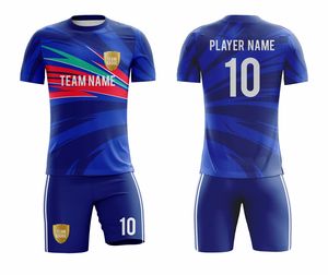 Uniformes de football personnalisés haut de gamme 2026 |   Tenues de football respirantes à impression numérique OEM |   Maillots légers à manches courtes coupe ajustée - Product Image 1