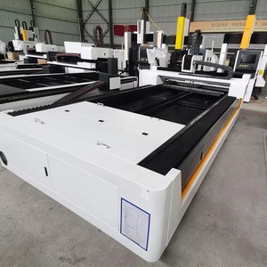 Cortadora láser de fibra CNC de alta precisión 2KW 3KW para metal de aluminio - Product Image 1