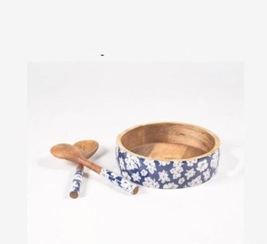 Bol de service en bois rond à prix direct usine avec ensemble de serveurs à salade et motif imprimé émaillé - Product Image 4