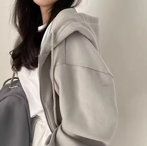 Vente en gros de sweatshirts à capuche respirants pour femmes sweatshirts à capuche en coton et polyester pour l'hiver avec logo pour femmes - Product Image 6