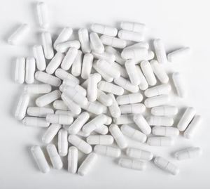 Capsules de poudre de pantothénate de calcium de haute pureté bonne qualité de qualité alimentaire blanc sauvage personnalisé OEM emballage de marque privée - Product Image 1