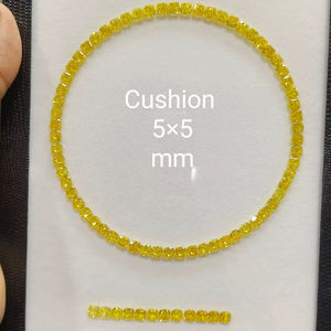 Diamante Sintético Amarillo de Laboratorio, Corte Cojín, Claridad VVS-VS, Relleno, para Anillo de Compromiso - Product Image 1
