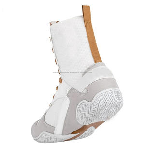 Zapatillas de Boxeo de Cuero Personalizables de Buena Venta a Precio de Mayoreo en Color Blanco y Dorado para Combate de Boxeo - Product Image 6