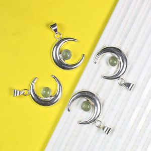 Magnifique Collier Pendentif en Prehnite Verte de Qualité Supérieure, Sertissage Clos, Style Bohème Décontracté, Plaqué Argent, Design Unique pour - Product Image 5