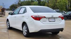 Toyota Corolla LE CVT 2015 en bon état - Product Image 5