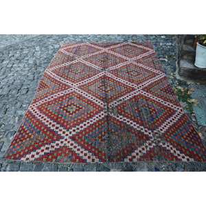 Tapis en Latex de Laine Turque Vintage 5.9 X 8.2ft Motif de Patchwork Traditionnel Rouge Vert pour Décor de Couloir de Salon - Product Image 1