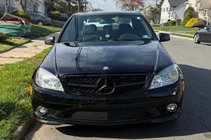 Mercedes-Benz C300 Luxury 4Matic Sedan d'occasion 2010 - Product Image 1