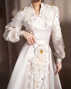 Elegante Vestido de Novia Maxi de Satén con Color Personalizado para Damas, Mangas Regulares, Escote Alto, Silueta Recta, Lentejuelas - Product Image 5