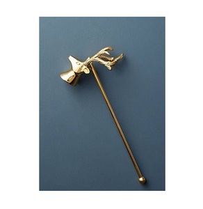 Apagavelas de Latón de Estilo Antiguo, Diseñado para Uso Generacional con Calidad de Construcción Atemporal - Product Image 3