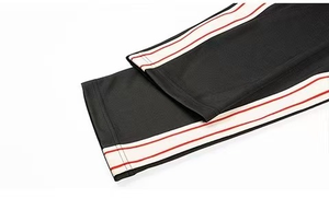 Ensemble de survêtement décontracté pour homme, à capuche, uni, respirant, léger, séchage rapide, élégant, deux pièces, vente en gros, service personnalisé - Product Image 6