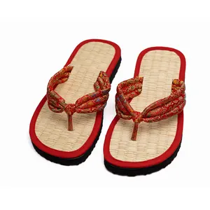 Sandal jepit gaya antik klasik wanita, cocok untuk pergi ke pantai dan melihat-lihat dari bubuk kayu manis ramah lingkungan