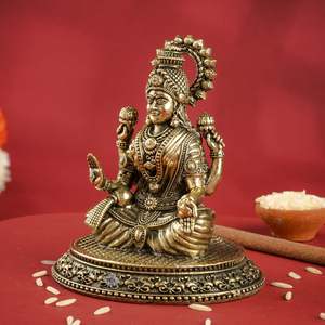 Murti de Latón Puro Laxmi Ji de 9 cm, Murti de Latón para la Riqueza y la Prosperidad - Product Image 2