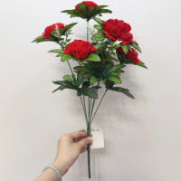 Fleurs artificielles mixtes : bouquet de lys et œillets avec bourgeons de baies pour la décoration des fêtes, cadeaux de Noël et décoration intérieure