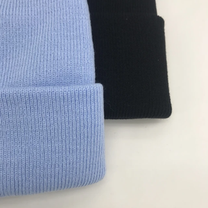Gorro de calavera acrílico de alta calidad totalmente personalizado al por mayor, gorro de invierno con patrón bordado, gorro de punto personalizado al por mayor - Product Image 6