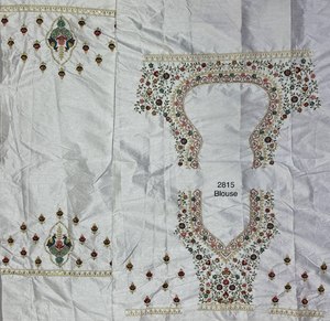 Designer Perfect Bridal Wear Lehenga Choli Avec Deux Dupatta - Product Image 2
