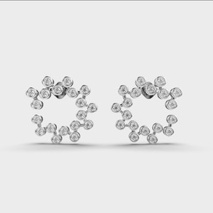 Pendientes de Diamantes Cultivados en Laboratorio con Certificación IGI, Diseño de Corazón, Oro Amarillo/Rosa/Blanco de 18K, Pendientes de Diamantes en Racimo con Forma de Corazón - Product Image 5