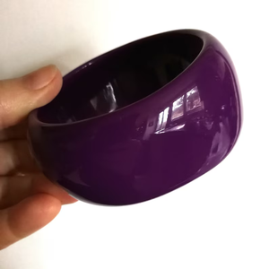 Brazalete de moda de resina de forma redonda hecho a mano tamaño personalizado precio barato para diseño de cuentas - Product Image 1