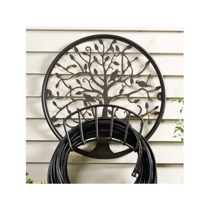 Carrete de manguera de hierro de diseño moderno para uso en jardín, montable en pared y duradero, gestión eficiente de mangueras de agua - Product Image 1